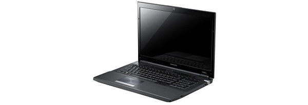 Samsung esitteli ExpressCachella varustettua Series 7 -pelikannettavaa